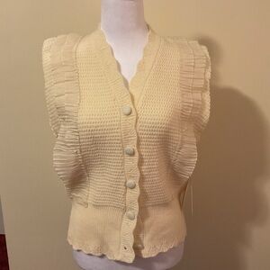 NWT Cream Sleeveless Sweater Vest